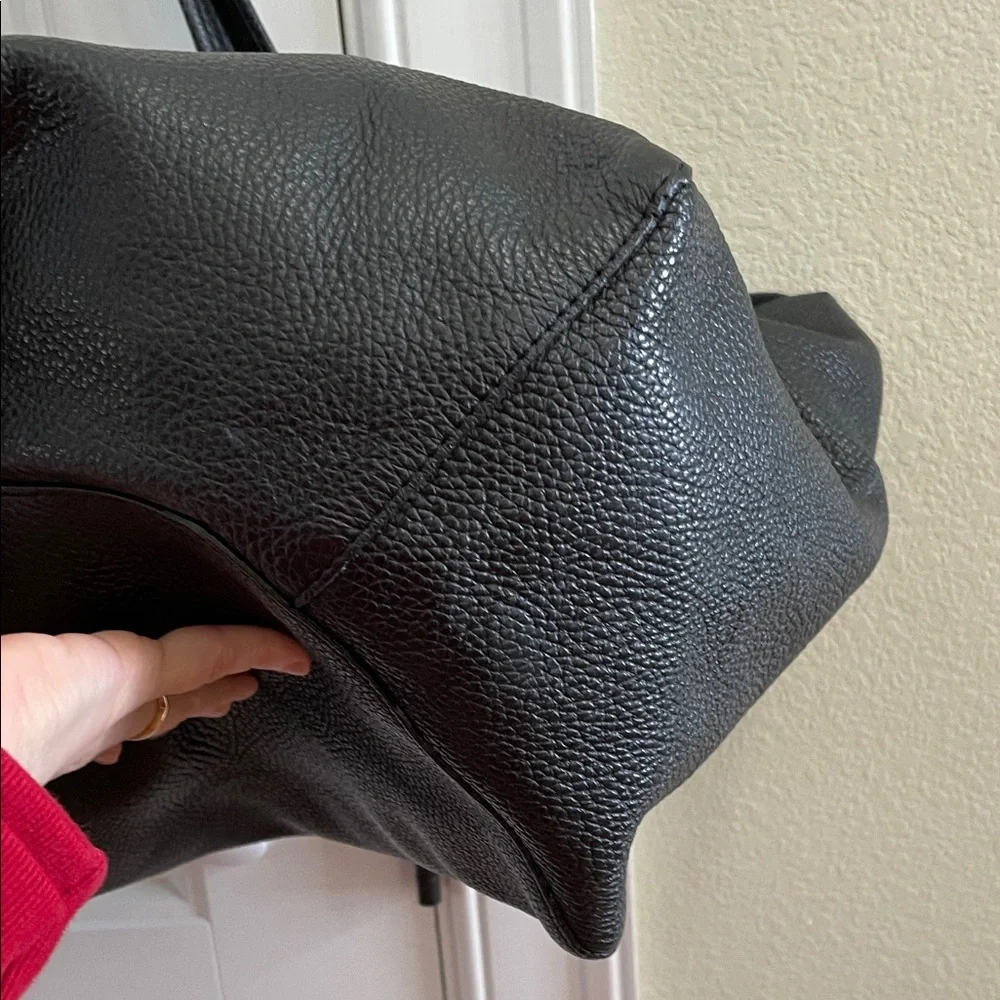 Kurt Geiger Italian Leather The Violet Tote Purse - Picture 5 of 11